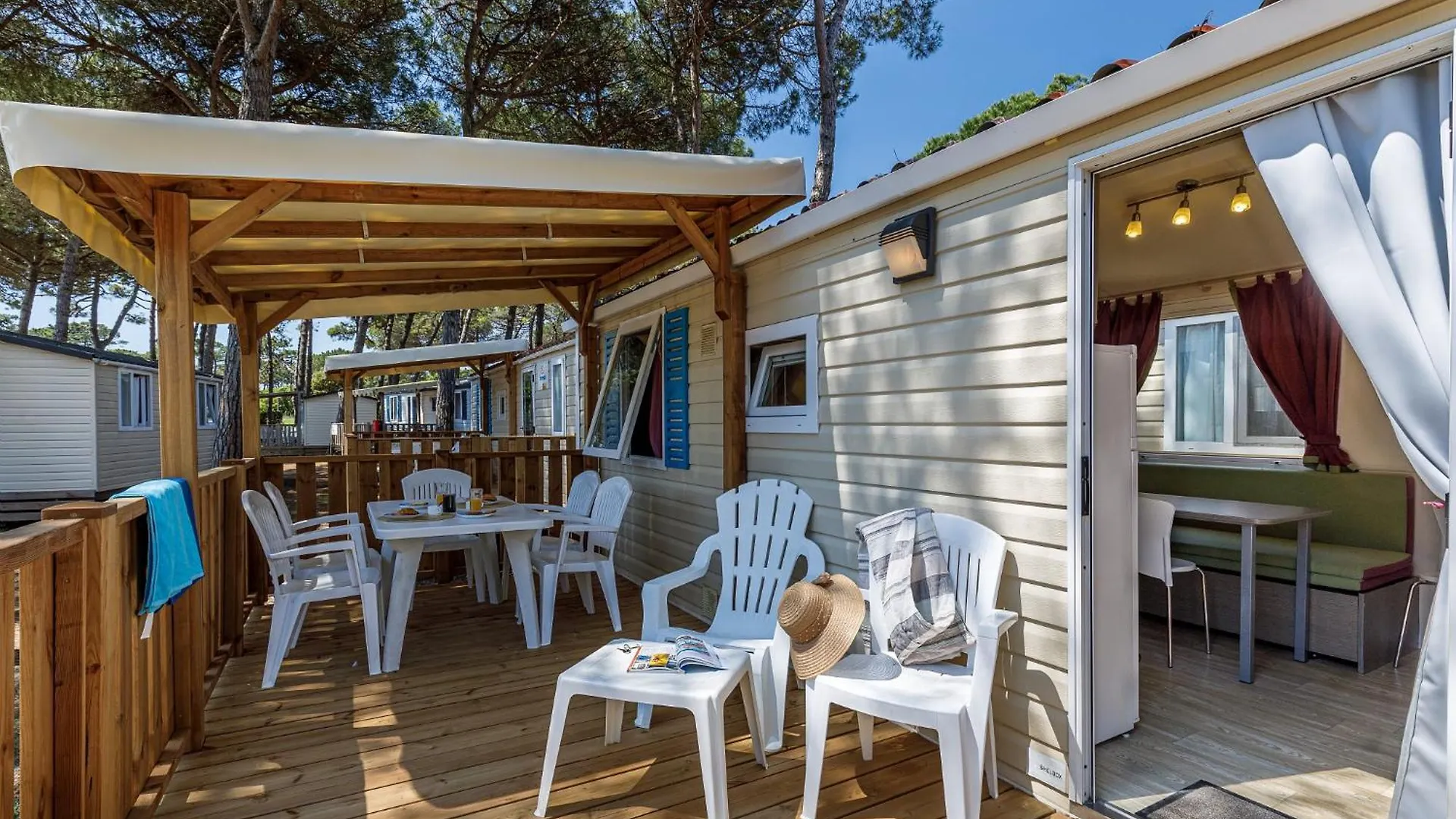 Eurocamp Mobilhomes At Brioni Sunny Campsite Pula 0*,
