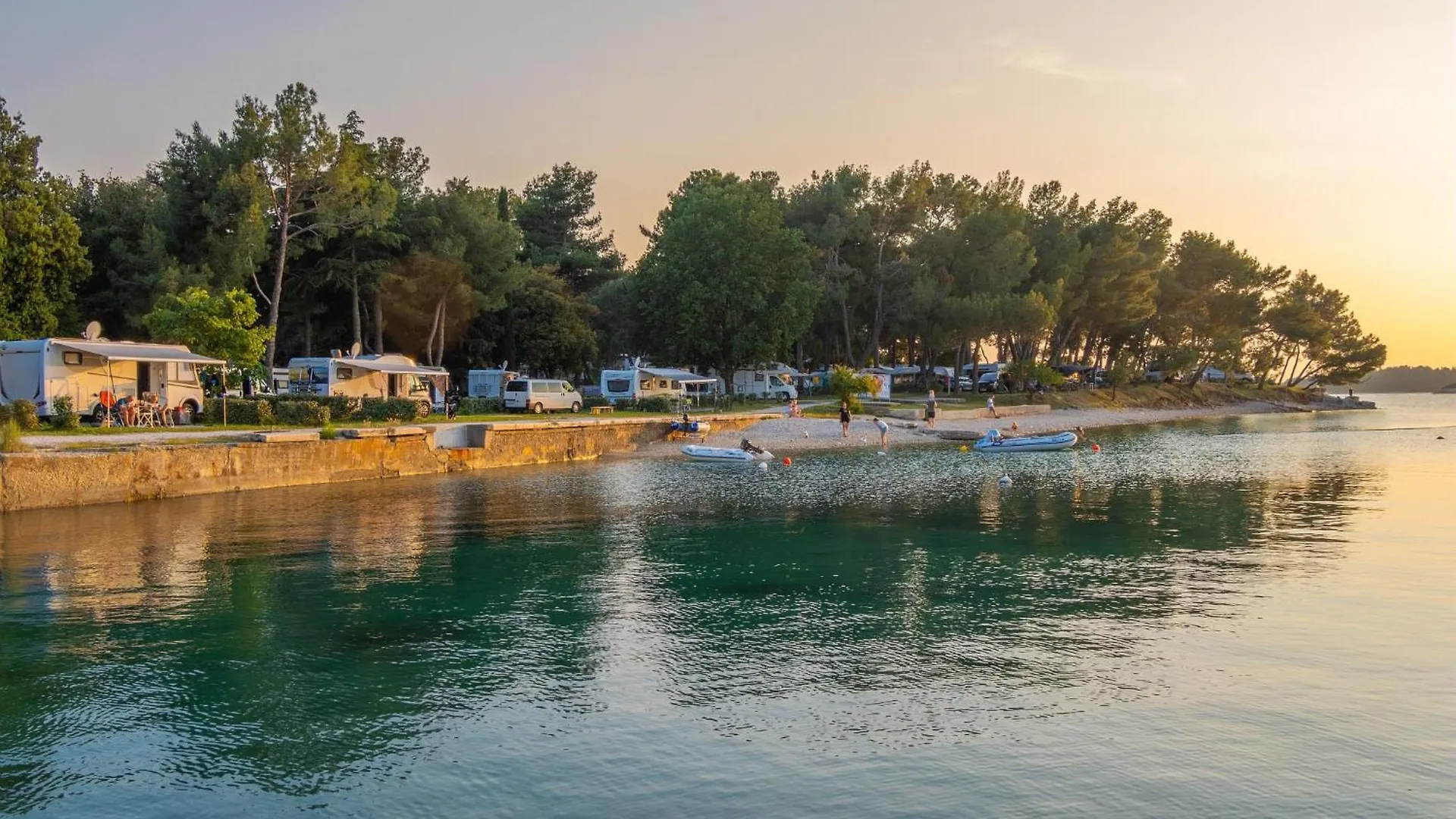 Eurocamp Mobilhomes At Brioni Sunny Campsite Pula 0*,  Croatia
