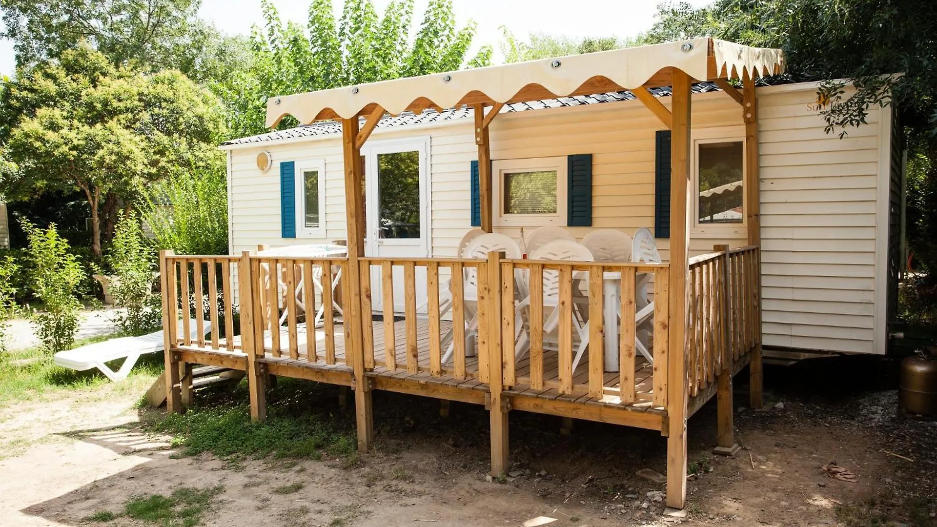 Eurocamp Mobilhomes At Brioni Sunny Campsite Pula